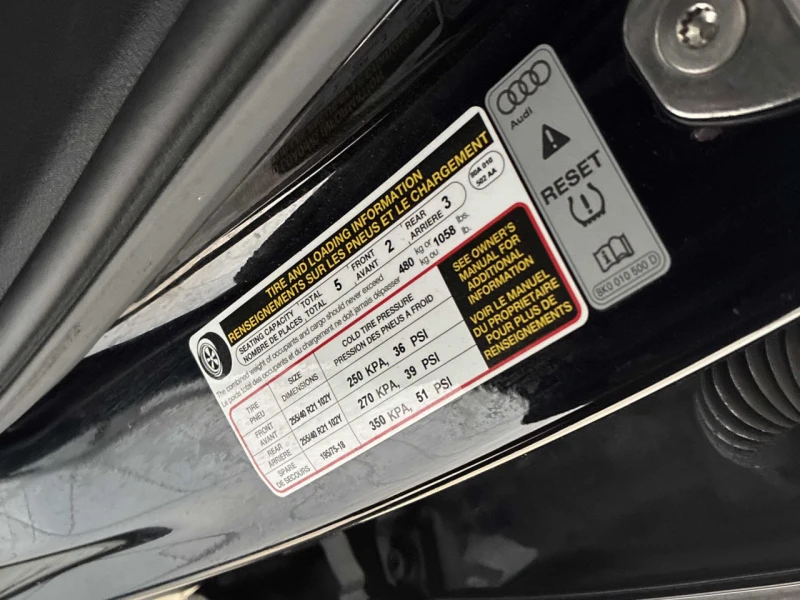 Audi SQ5 * АВТО КРЕДИТ* ЦЕНА ДО БГ * СЕРВИЗНА ИСТОРИЯ * , снимка 10 - Автомобили и джипове - 52976182