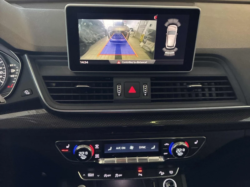 Audi SQ5 * АВТО КРЕДИТ* ЦЕНА ДО БГ * СЕРВИЗНА ИСТОРИЯ * , снимка 9 - Автомобили и джипове - 52976182