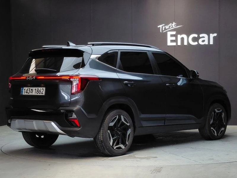 Kia Seltos Gasoline 1.6 Turbo 2WD| 177к.с.| ВКЛ.ТЕХНОТЕСТ, снимка 2 - Автомобили и джипове - 55663793