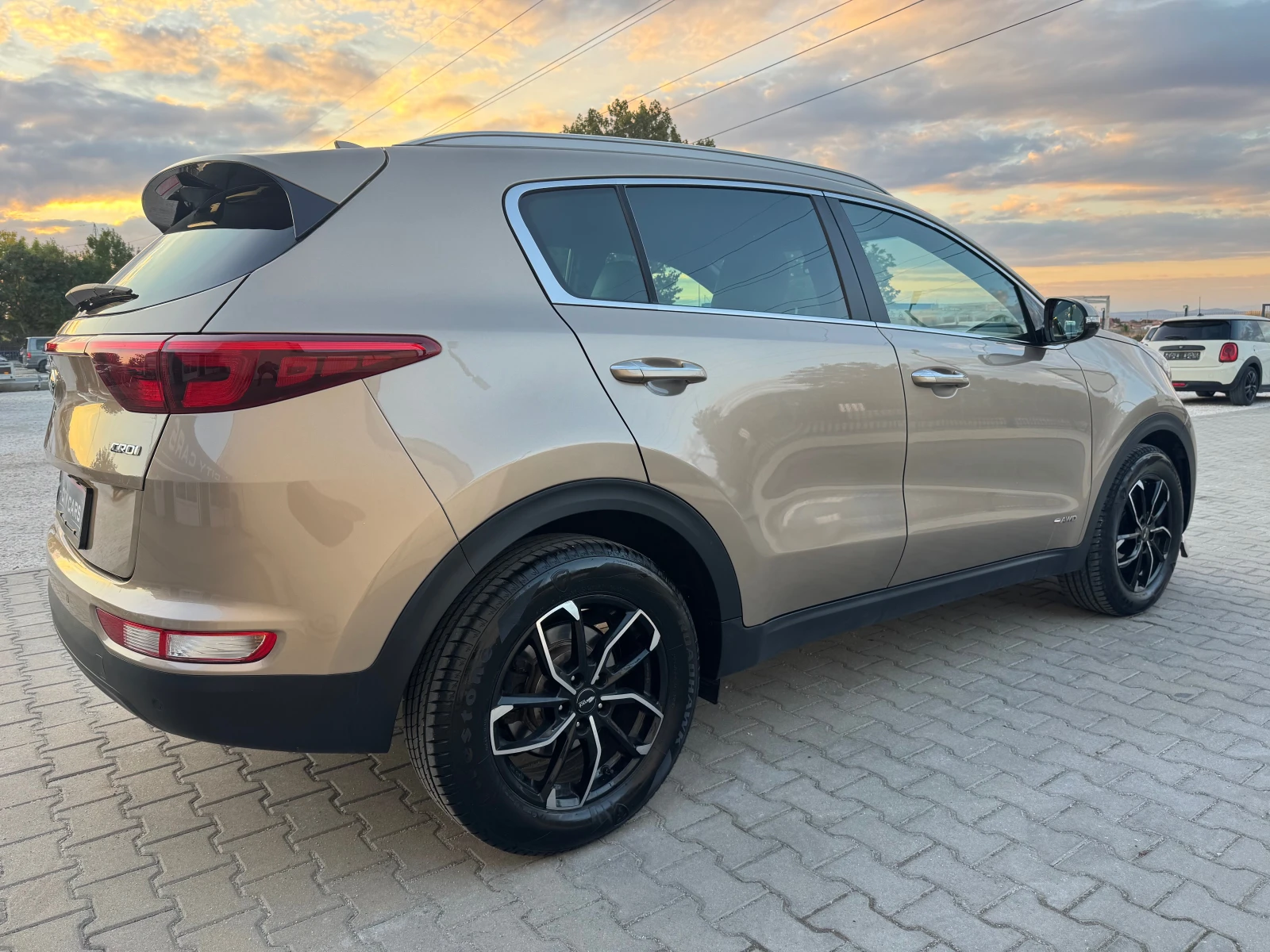 Kia Sportage 2.0CRDI GT-LINE-AVTOMAT- | Mobile.bg   13