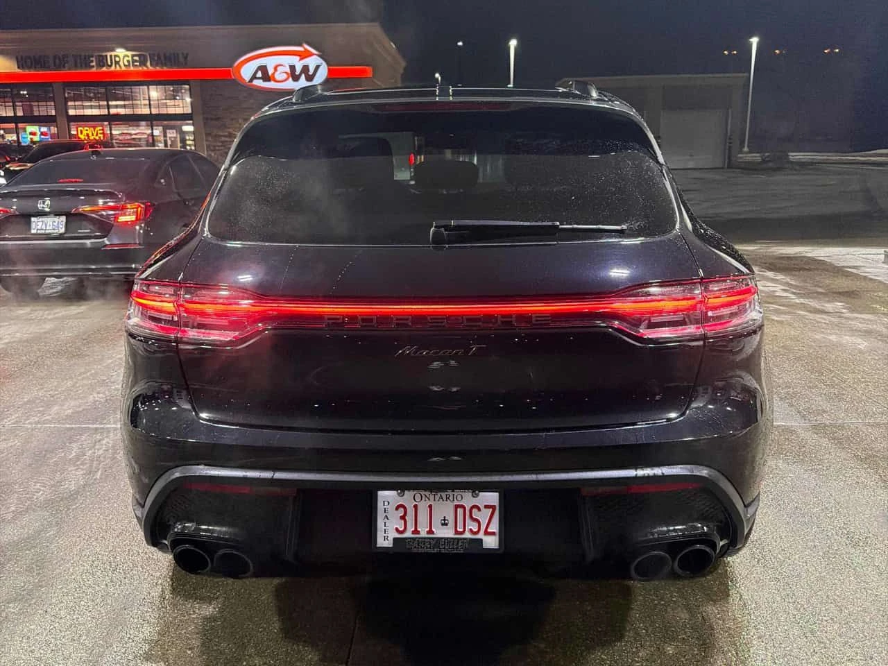 Porsche Macan * AWD * CARFAX * ЦЕНА ДО БГ - изображение 4