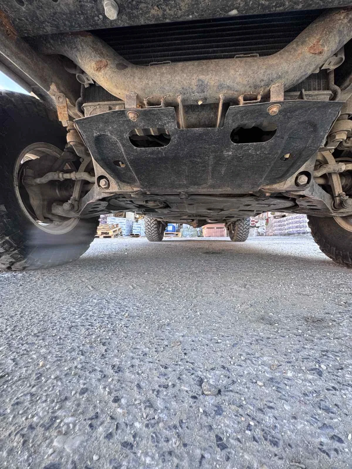 Kia Sportage 2.0TD/Лебедка/Хъбове/Повдигнат/31 ГУМИ/, снимка 13 - Автомобили и джипове - 53902617