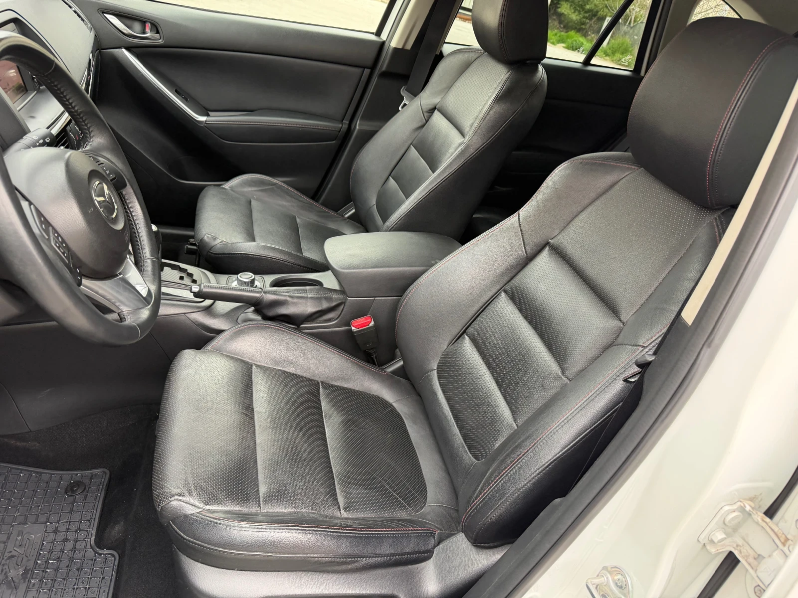 Mazda CX-5 2.0i SkayActive 4WD / KeyLess / Navi, снимка 10 - Автомобили и джипове - 54150395