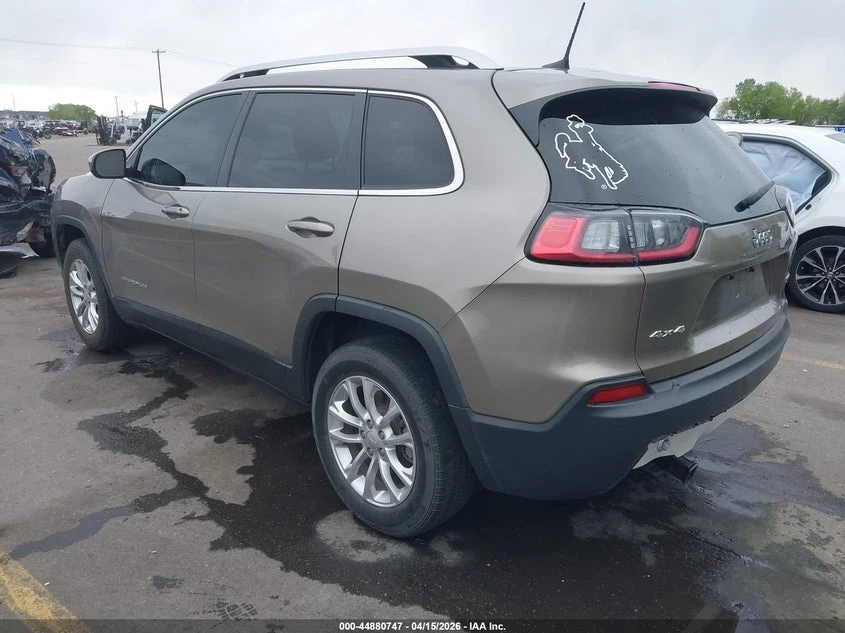 Jeep Cherokee 2.4l Latitude 4X4, снимка 3 - Автомобили и джипове - 54383747