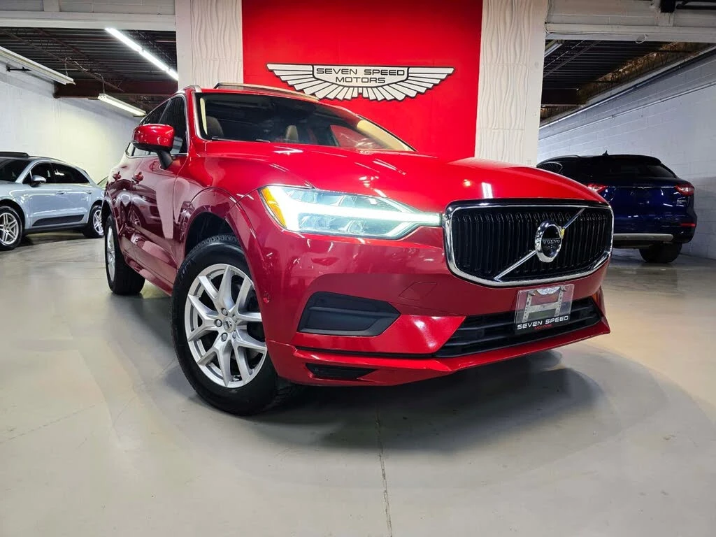 Volvo XC60 T5 MOMENTUM AWD * 360 * PANO * ПОДГРЕВ