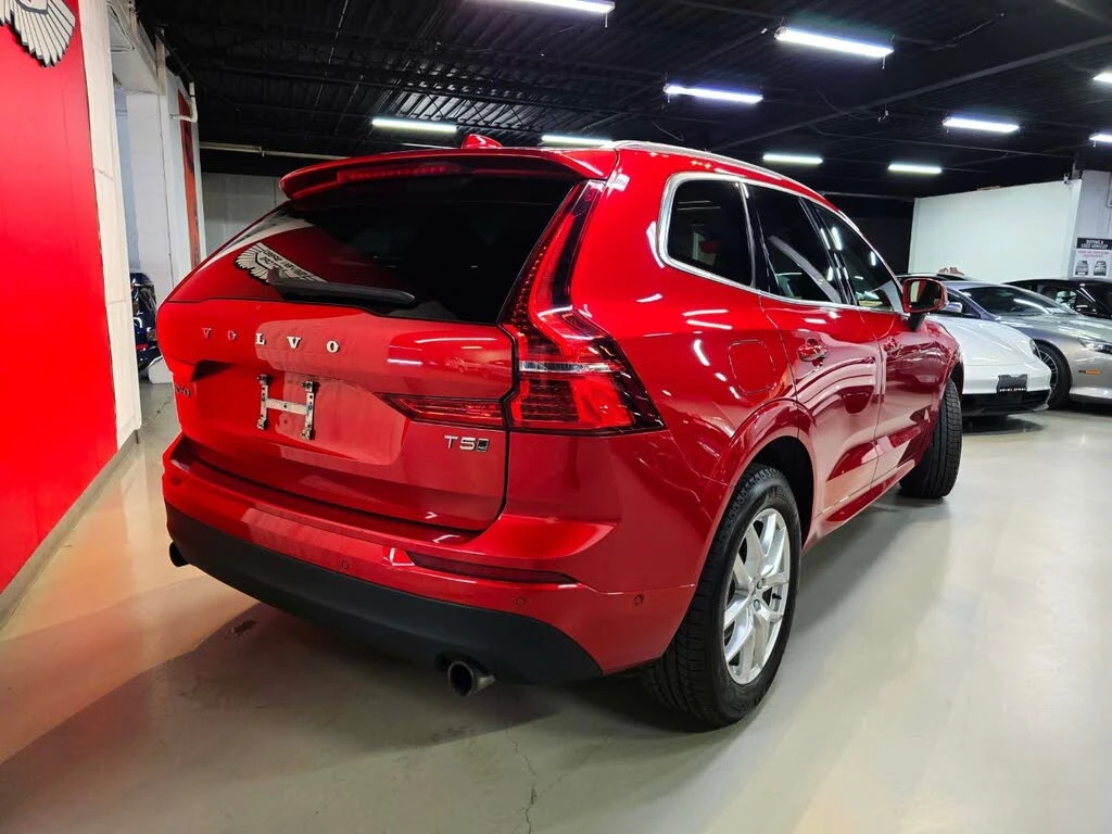 Volvo XC60 T5 MOMENTUM AWD * 360 * PANO * ПОДГРЕВ, снимка 4 - Автомобили и джипове - 55190092