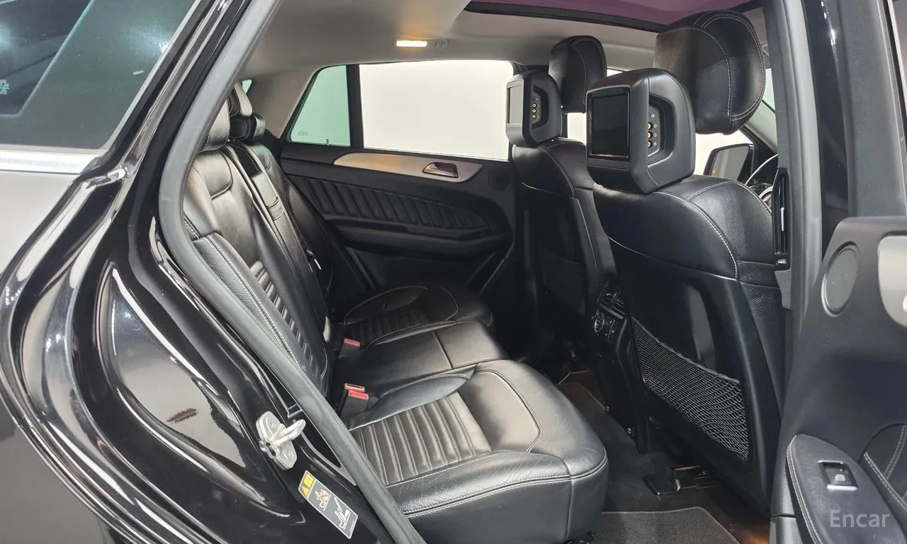Mercedes-Benz GLE 350 АМГ ПАКТ/4MATIC Coupe/ДИСТРОНИК/360/ПОДГРЕВ/ХАРМАН, снимка 12 - Автомобили и джипове - 56155905
