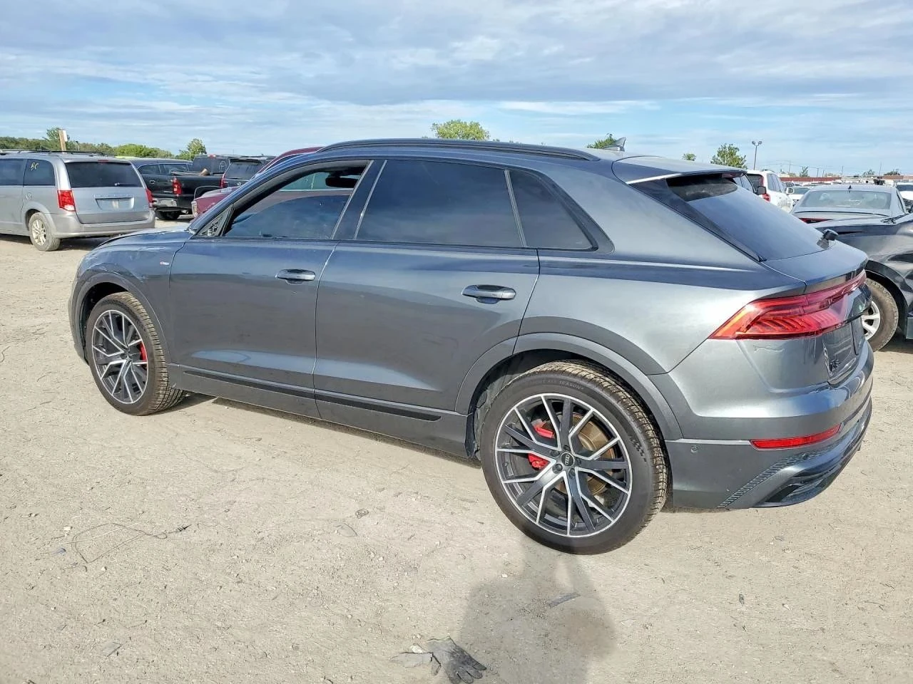 Audi Q8, снимка 2 - Автомобили и джипове - 56711840