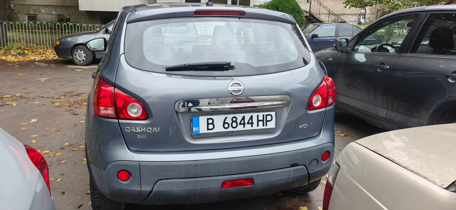 Nissan Qashqai 1.5 DCI, снимка 4 - Автомобили и джипове - 56742171