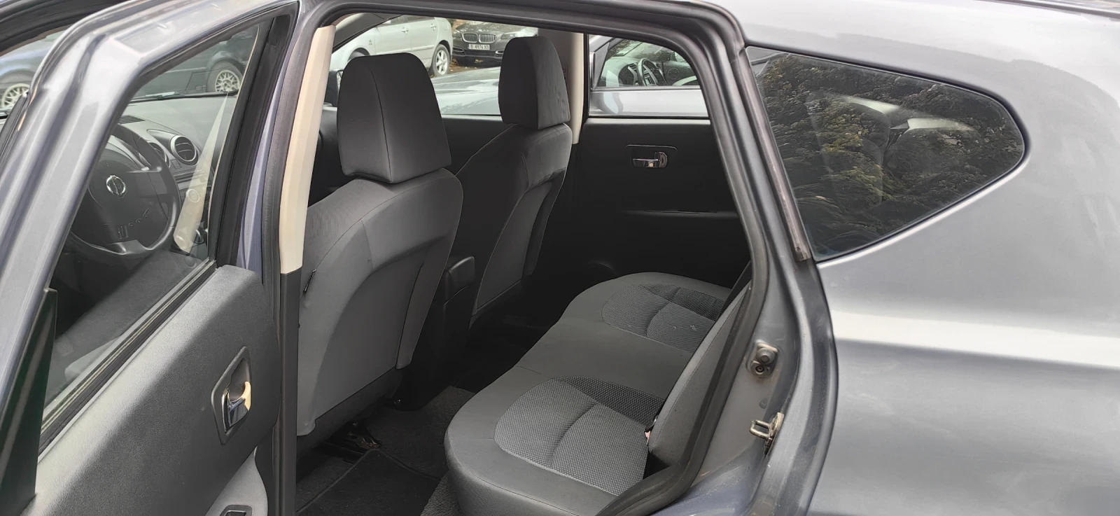 Nissan Qashqai 1.5 DCI, снимка 14 - Автомобили и джипове - 56742171