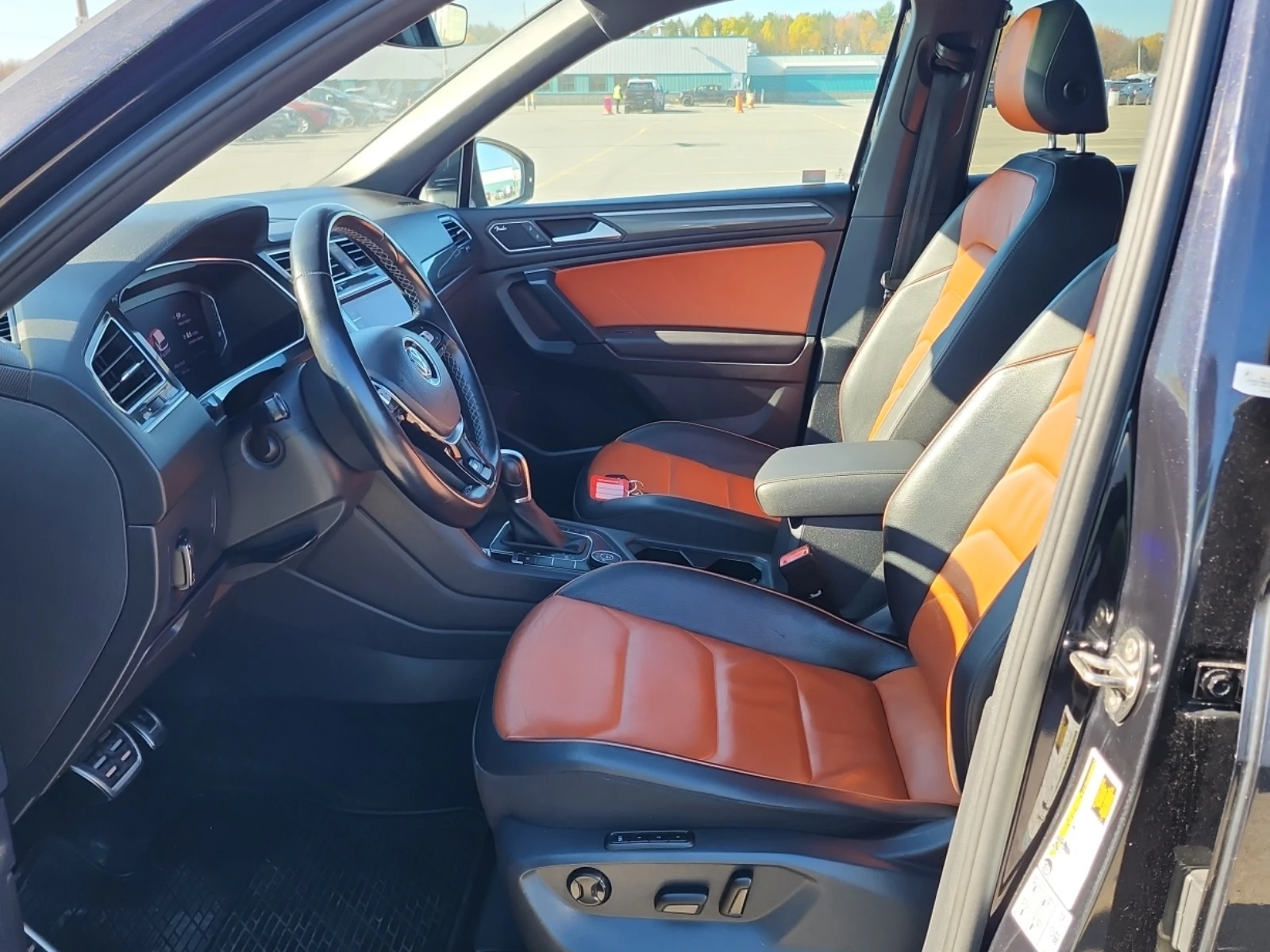VW Tiguan HIGHLINE / АВТОКРЕДИТ, снимка 6 - Автомобили и джипове - 56742296