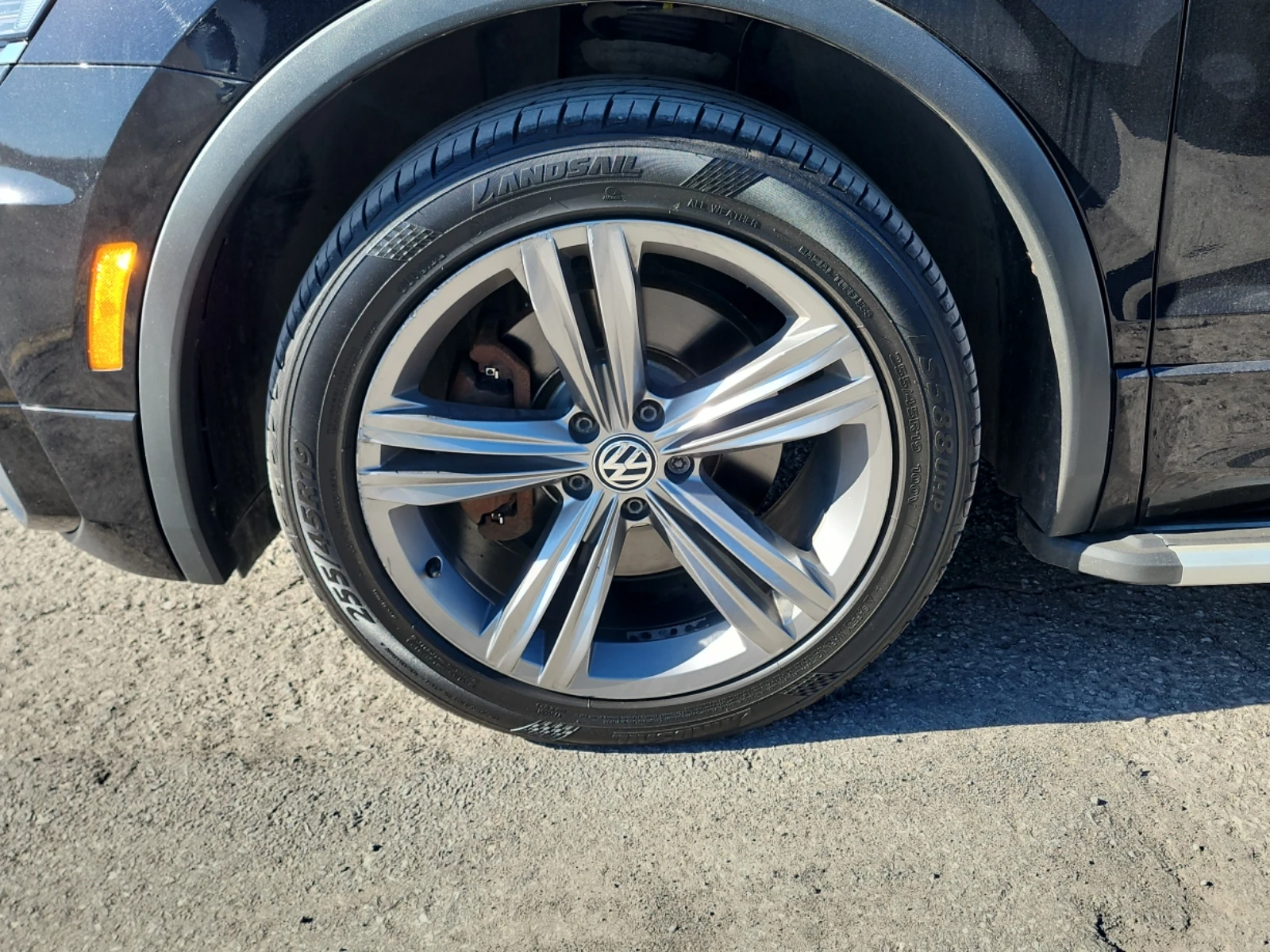VW Tiguan HIGHLINE / АВТОКРЕДИТ, снимка 5 - Автомобили и джипове - 56742296