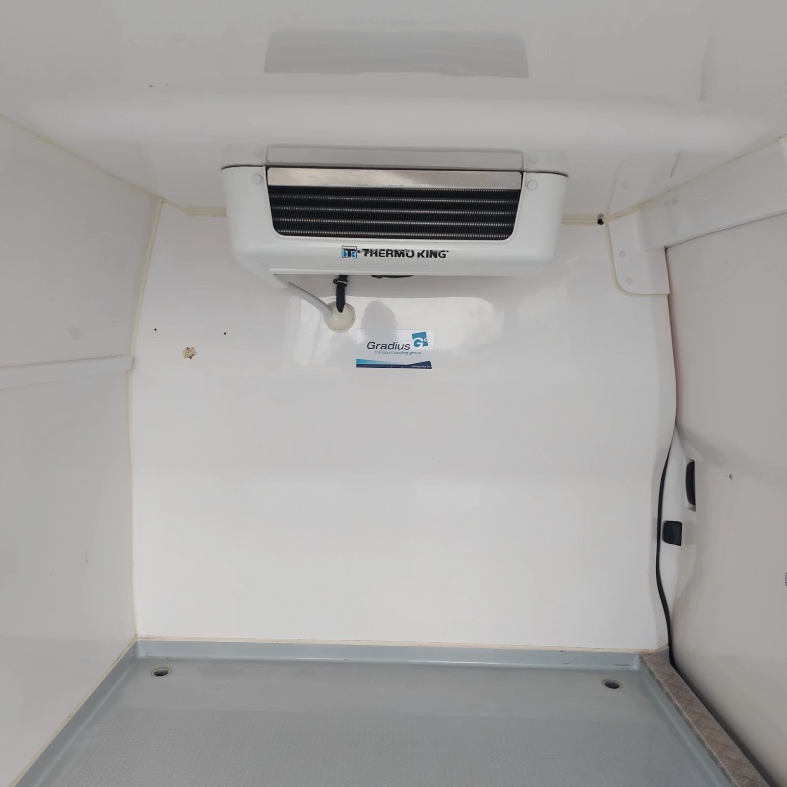 Peugeot Expert Ориг.КМ и БОЯ, снимка 6 - Бусове и автобуси - 54059881