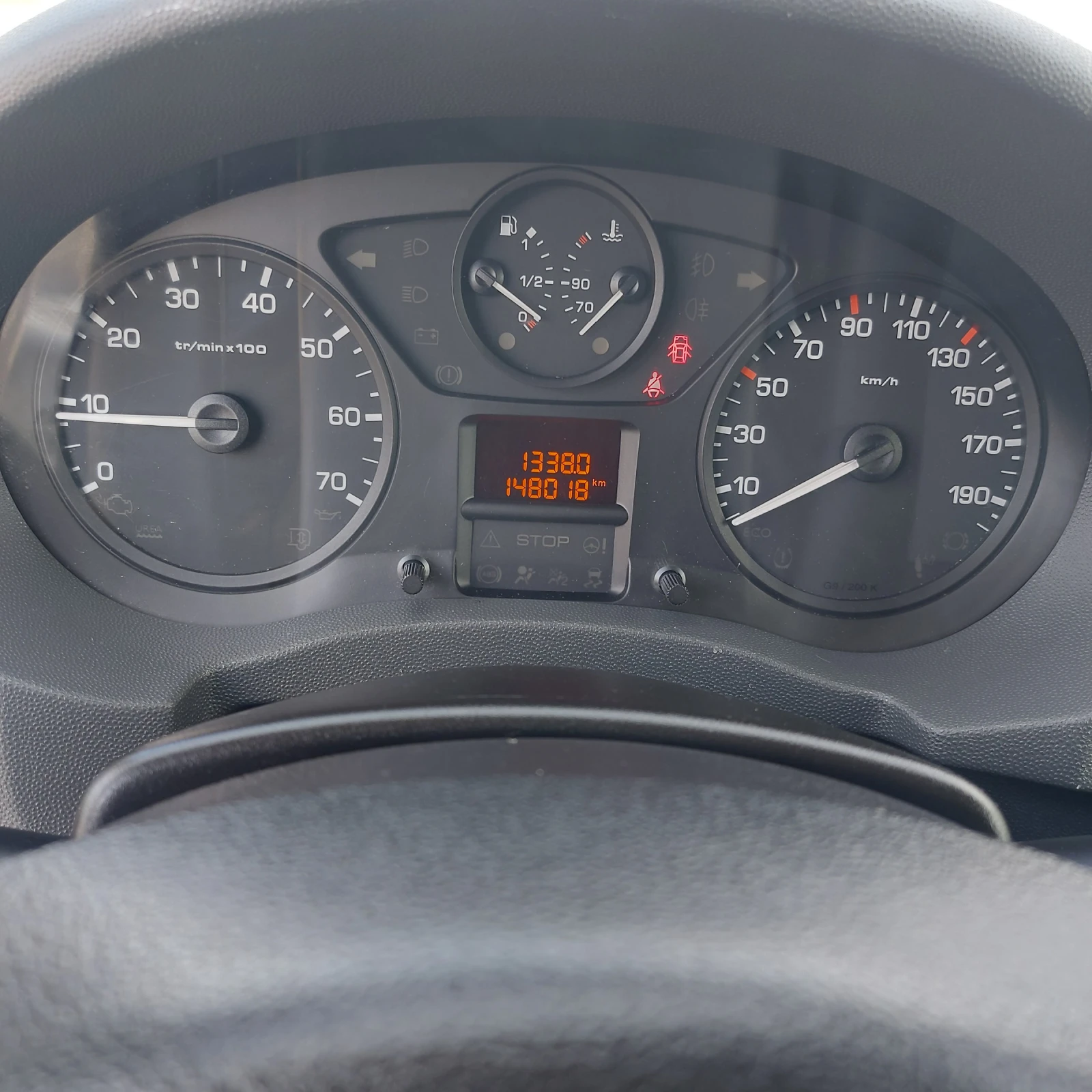 Peugeot Expert Ориг.КМ и БОЯ, снимка 12 - Бусове и автобуси - 54059881