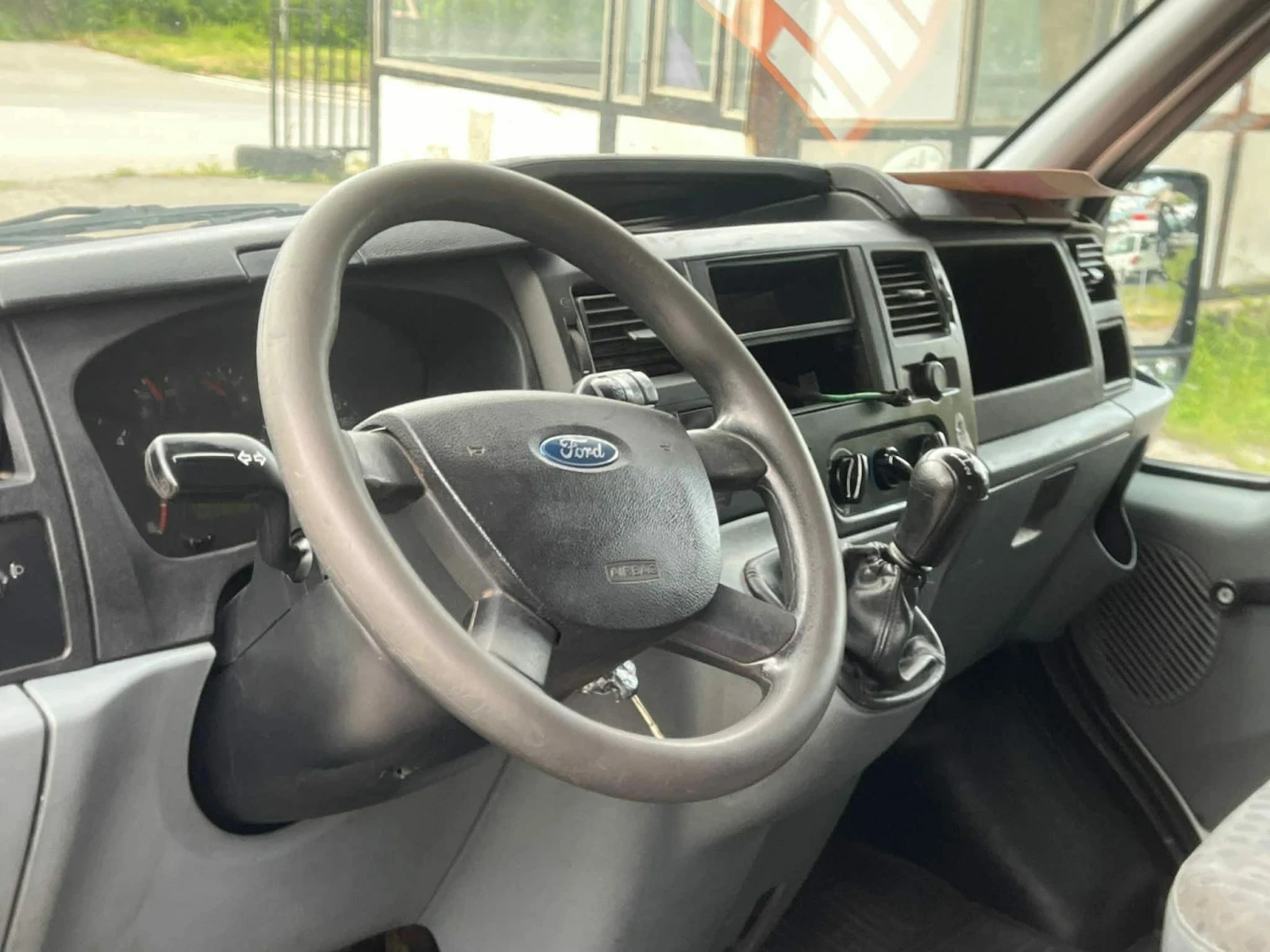 Ford Transit 2.2 дизел 2008г. , снимка 8 - Бусове и автобуси - 54825787