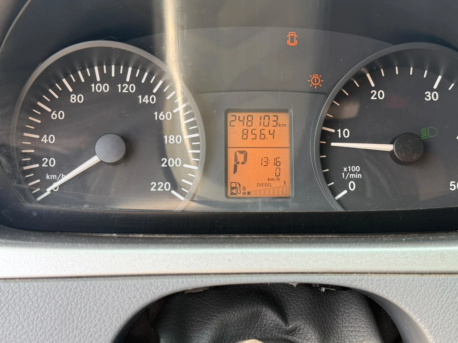 Mercedes-Benz Vito 111 CDI, снимка 7 - Бусове и автобуси - 56440564