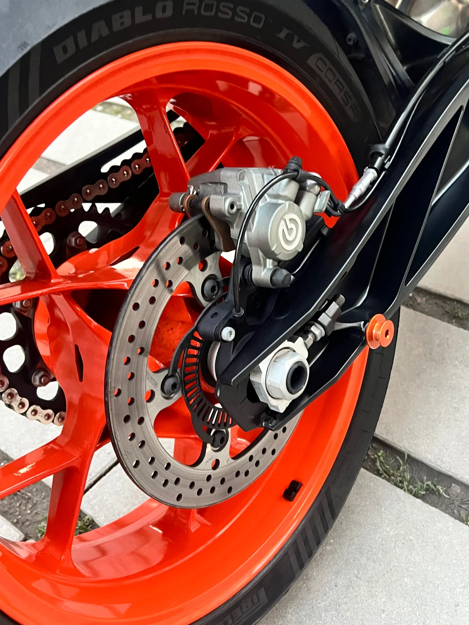 Ktm Duke 890R - изображение 9