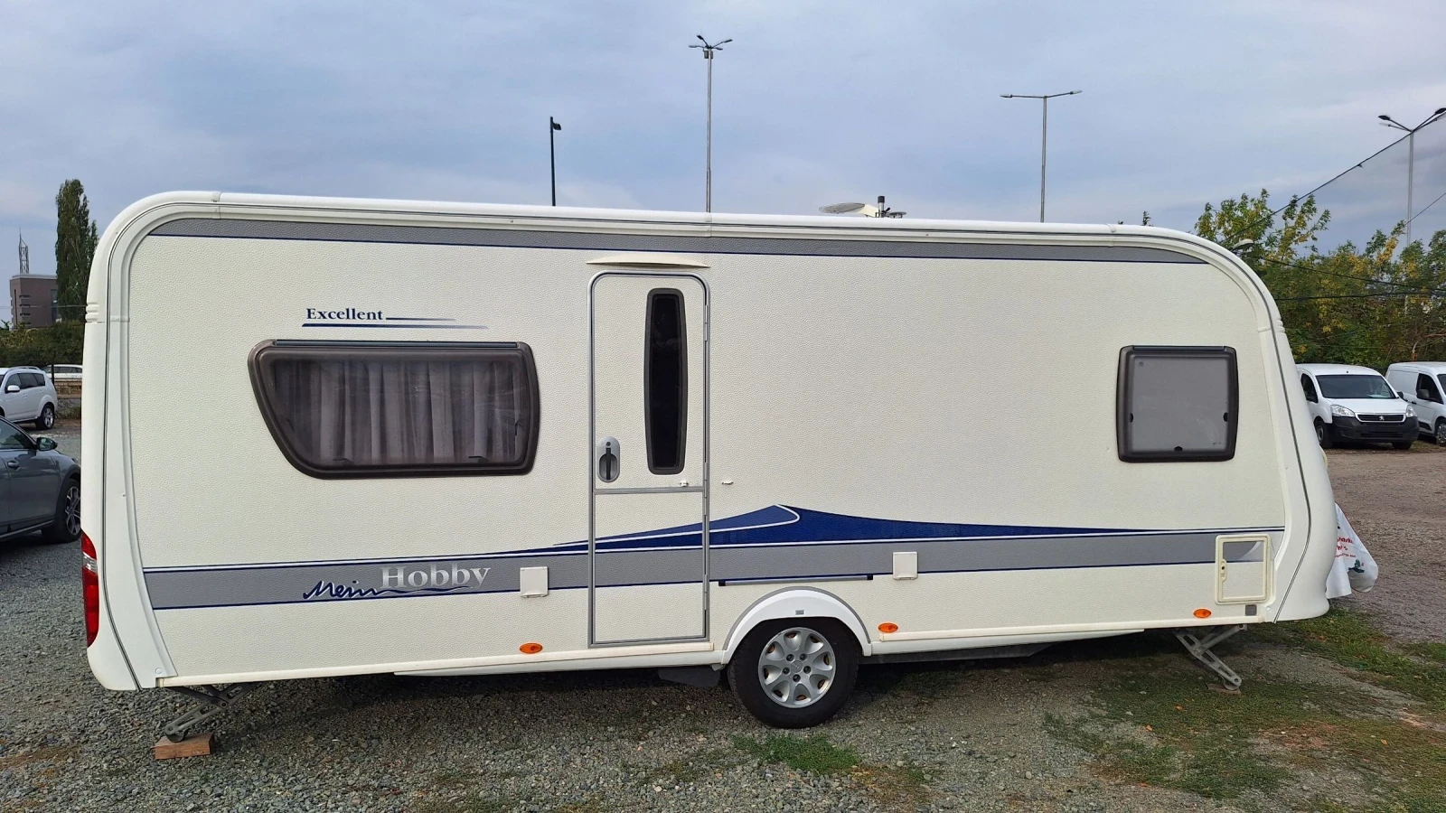 �������� Hobby Excellent | Mobile.bg � ����������� 5
