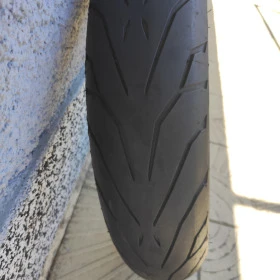 Гуми, снимка 2