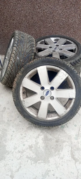 ���� � ������ 215/40R16 �� Ford Fiesta | Mobile.bg � ����� ������ 3
