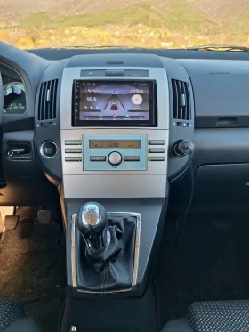 Toyota Corolla verso, снимка 7