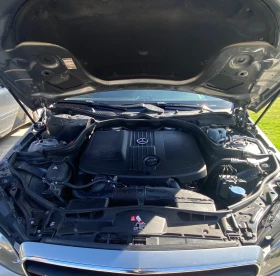 Mercedes-Benz E 220, снимка 14