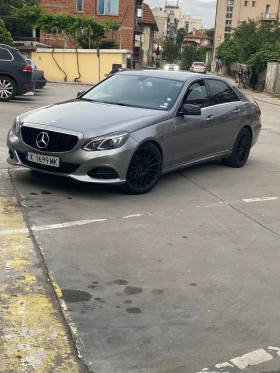 Mercedes-Benz E 220, снимка 3