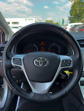 Toyota Avensis 1.8 бензин! ТОП! С гаранция!, снимка 9