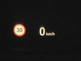 BMW 330 I M Sports Shadow, снимка 16