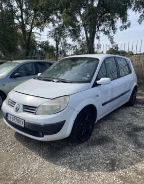 Renault Scenic 2.0i Automat, снимка 2