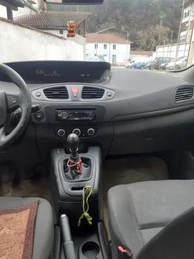 Renault Scenic 1.5DCI 2010г, снимка 8 — Bazar.bg Renault Scenic 1.5DCI 2010г, снимка 8