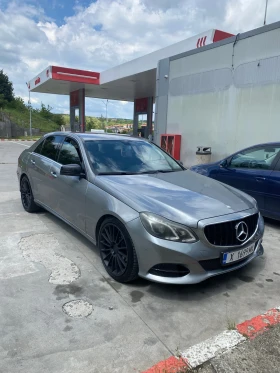Mercedes-Benz E 220 