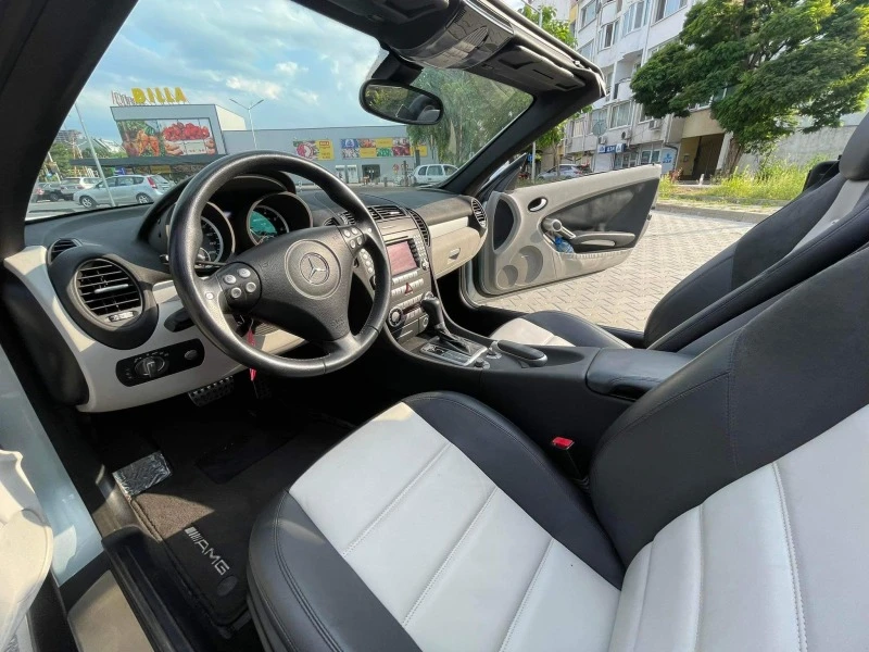 Mercedes-Benz SLK 55 AMG, снимка 11 - Автомобили и джипове - 41707548