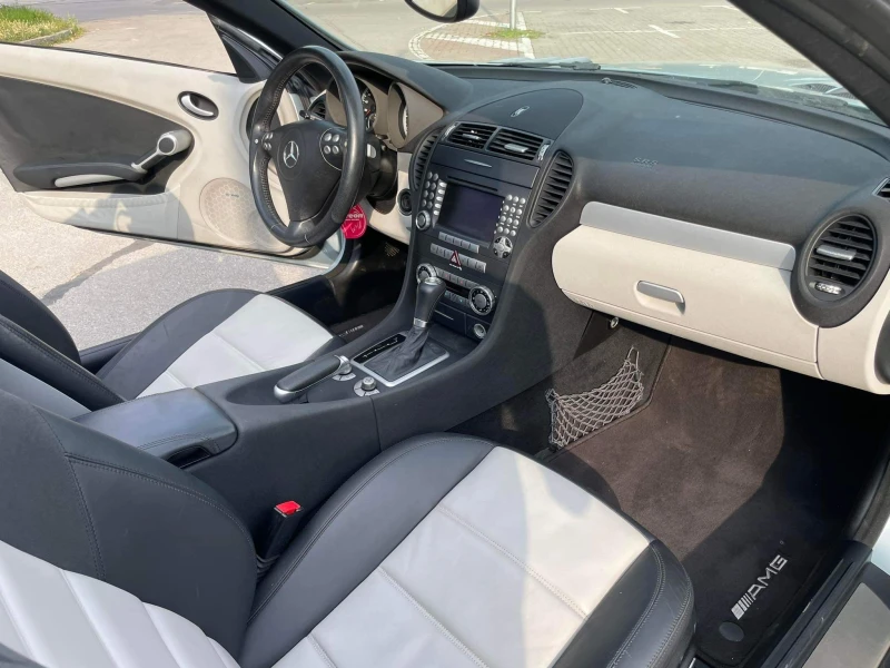 Mercedes-Benz SLK 55 AMG, снимка 11 - Автомобили и джипове - 41707548