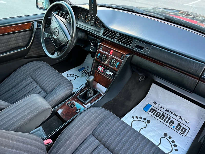 Mercedes-Benz 124 200 E, снимка 4 - Автомобили и джипове - 47945860