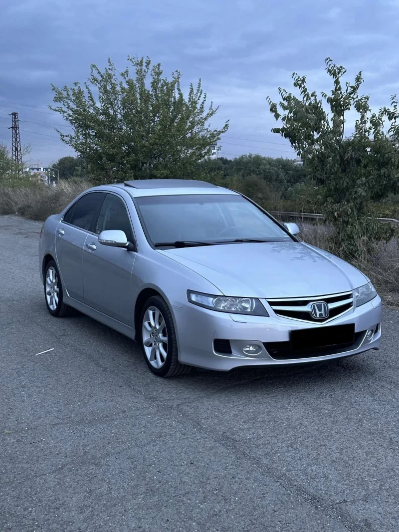 Honda Accord 2.4 Executive+ DISTRONIC FULL, снимка 3 - Автомобили и джипове - 47488628