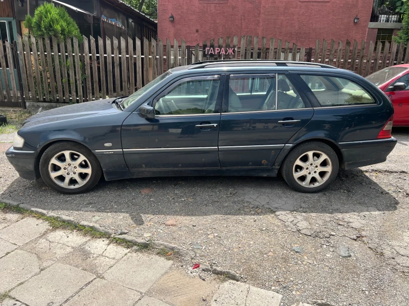 Mercedes-Benz C 200 Kompressor, снимка 3 - Автомобили и джипове - 48351806