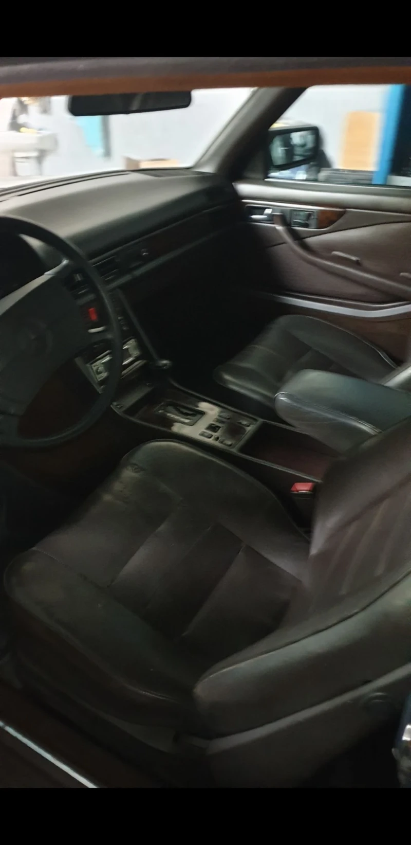 Mercedes-Benz 560, снимка 8 - Автомобили и джипове - 50664169