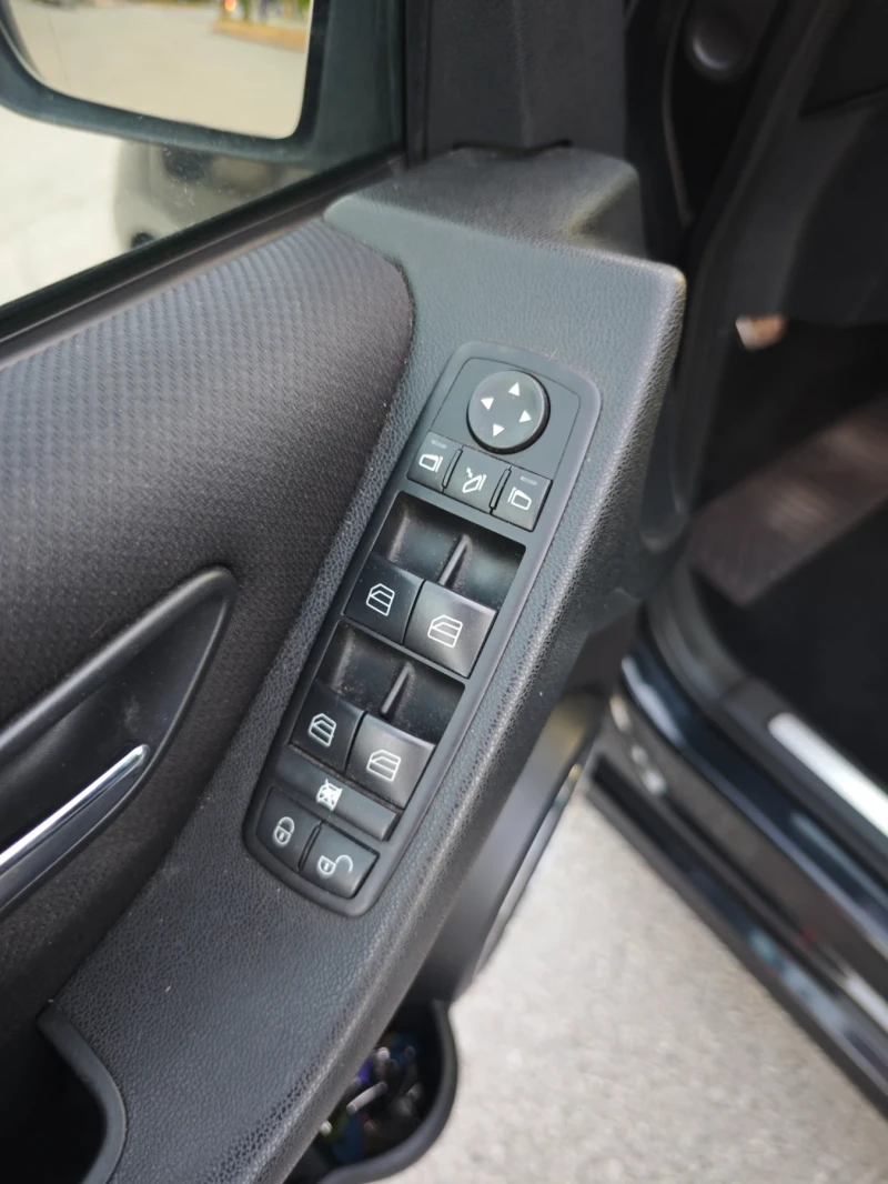 Mercedes-Benz A 180 Avangarde Темпомат , снимка 7 - Автомобили и джипове - 50817438