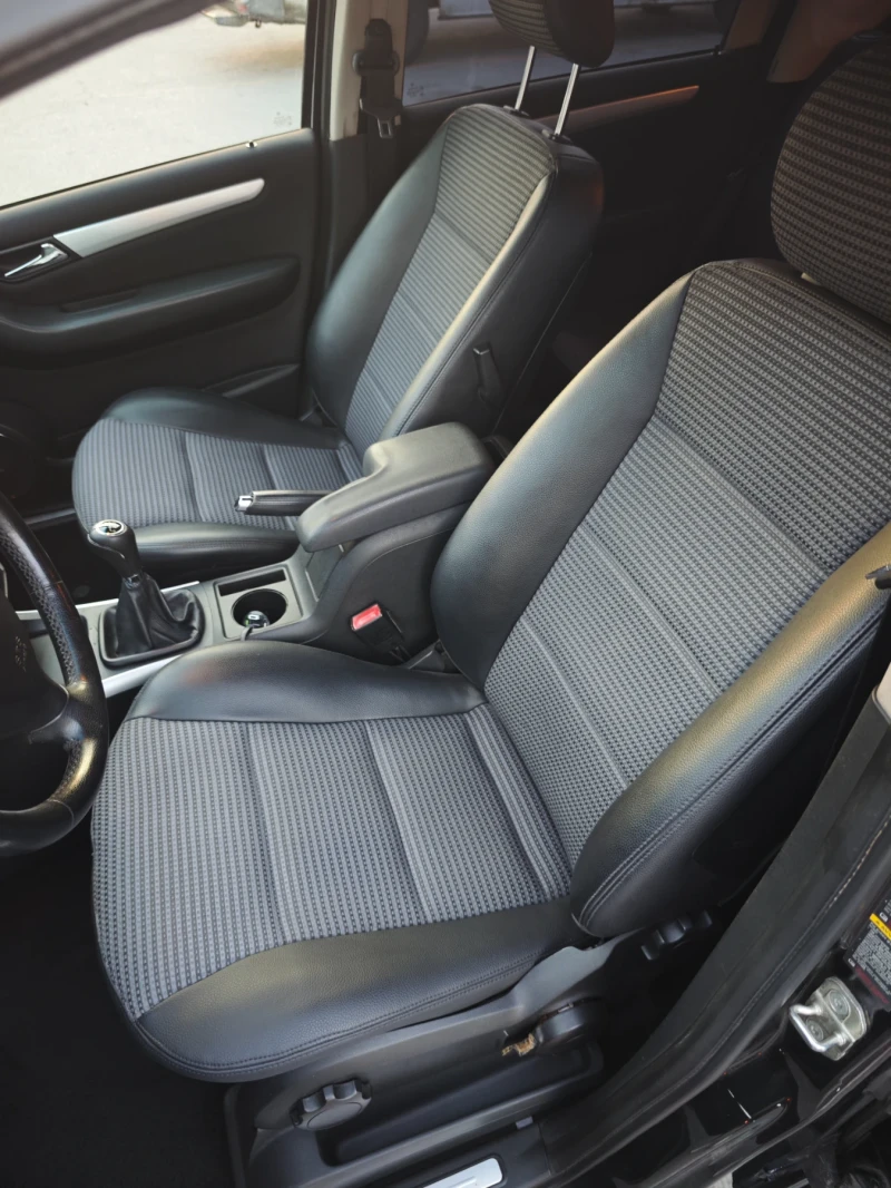 Mercedes-Benz A 180 Avangarde Темпомат , снимка 8 - Автомобили и джипове - 50817438