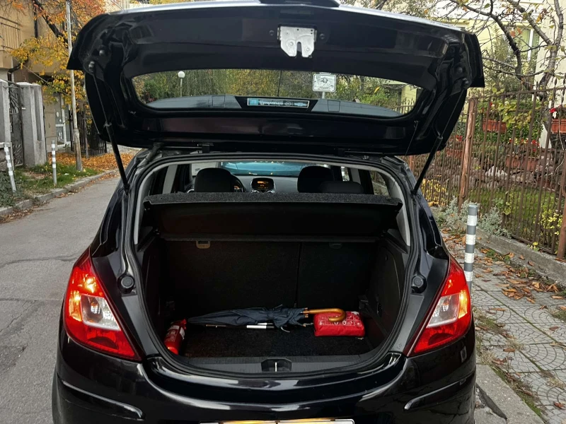 Opel Corsa GSI, снимка 9 - Автомобили и джипове - 52267032
