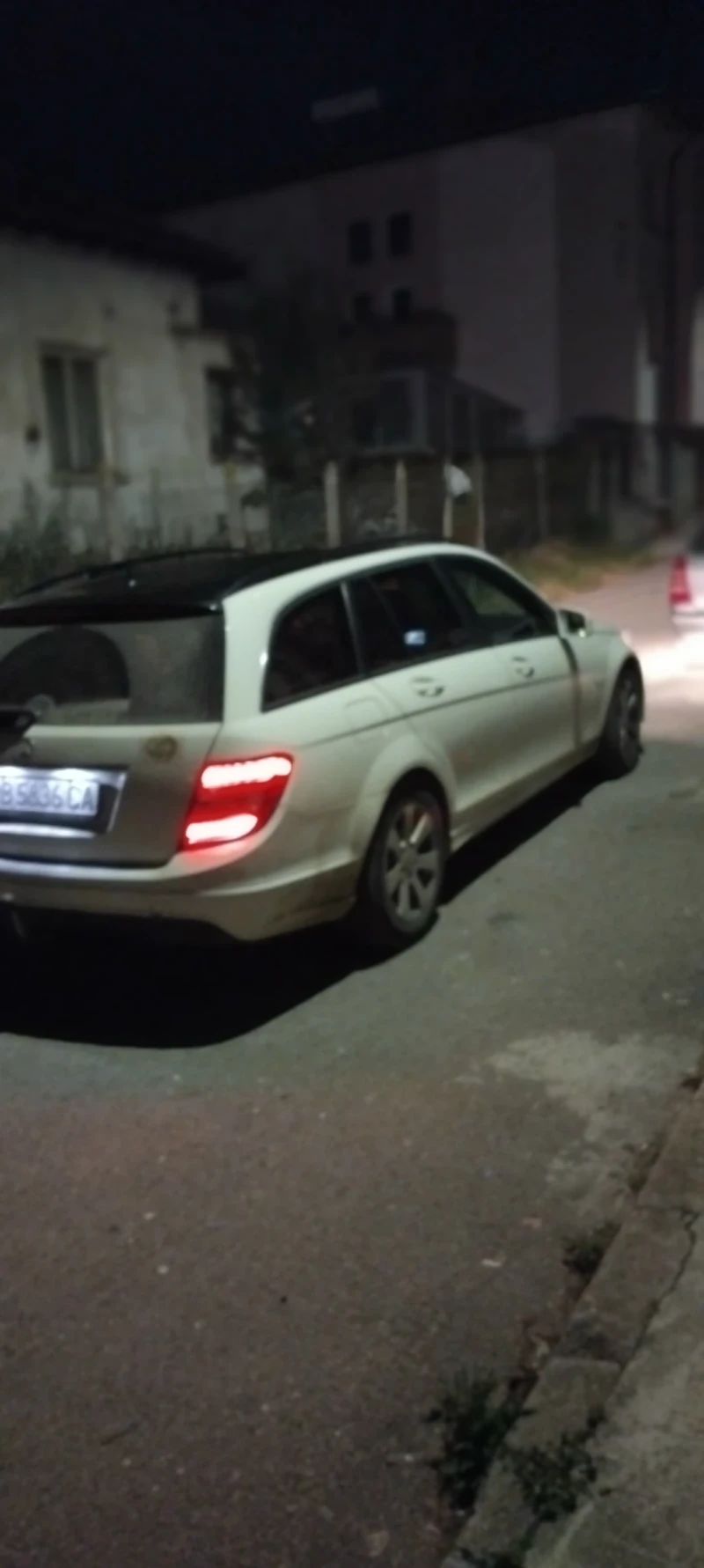 Mercedes-Benz 200, снимка 3 - Автомобили и джипове - 52296306