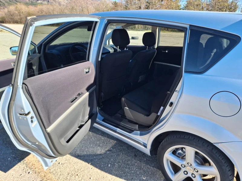 Toyota Corolla verso, снимка 11 - Автомобили и джипове - 52542602