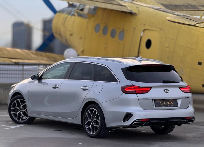 Kia Ceed - GT-line-FULL-Keyless-Digital cockpit-JBL-Led -, снимка 4 - Автомобили и джипове - 52632825
