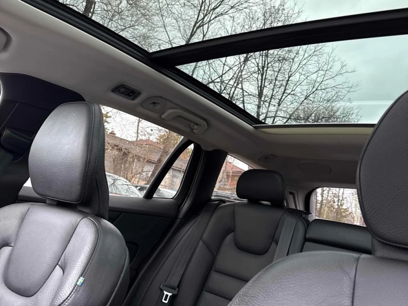 Volvo V60 Cross Country  T5 AWD / CARFAX/360/Harmon Kardon/DIS/NAVI/PANO, снимка 14 - Автомобили и джипове - 53361706