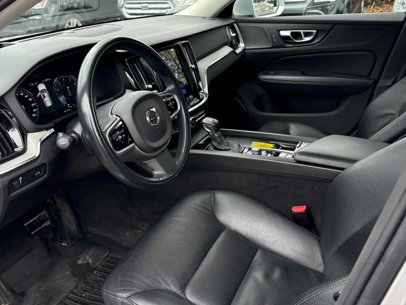 Volvo V60 Cross Country  T5 AWD / CARFAX/360/Harmon Kardon/DIS/NAVI/PANO, снимка 5 - Автомобили и джипове - 53361706