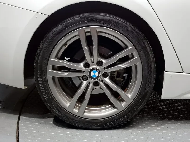 BMW 320 i M Sports - ���� 30% ����� | Mobile.bg � ����������� 5