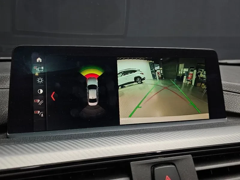 BMW 330 I M Sports Shadow, снимка 15 - Автомобили и джипове - 56162196