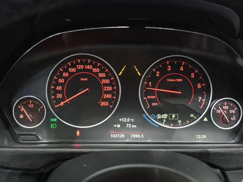 BMW 320 i - САМО 30% АВАНС, снимка 13 - Автомобили и джипове - 56304449