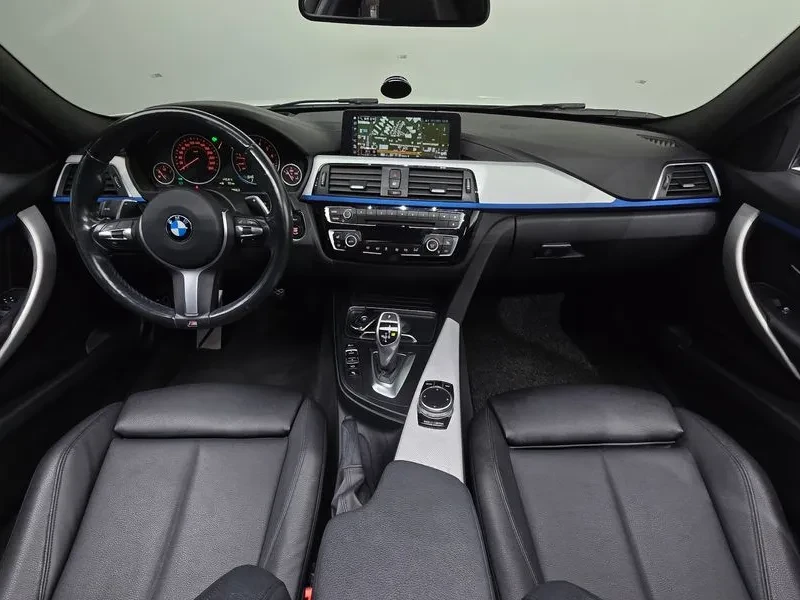 BMW 320 i - САМО 30% АВАНС, снимка 11 - Автомобили и джипове - 56304449